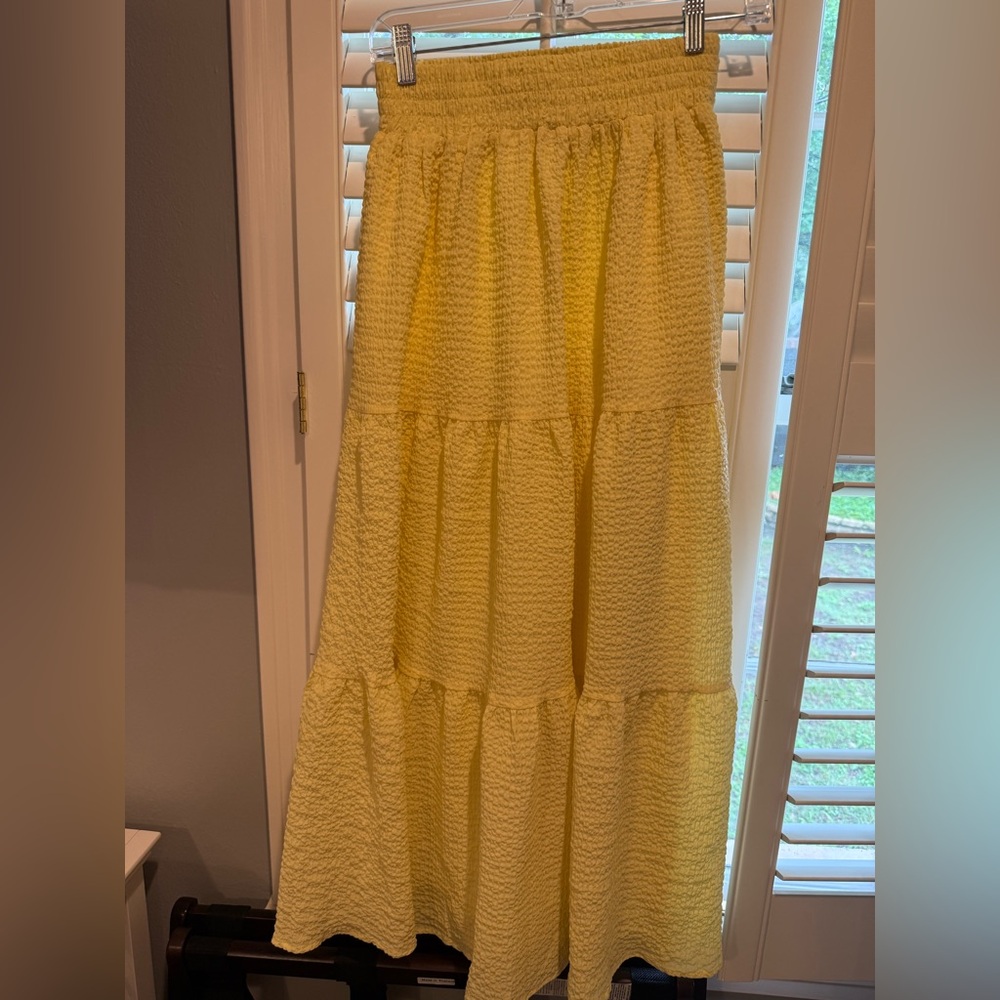 La Ven Tiered Maxi Skirt - Picture 3 of 5